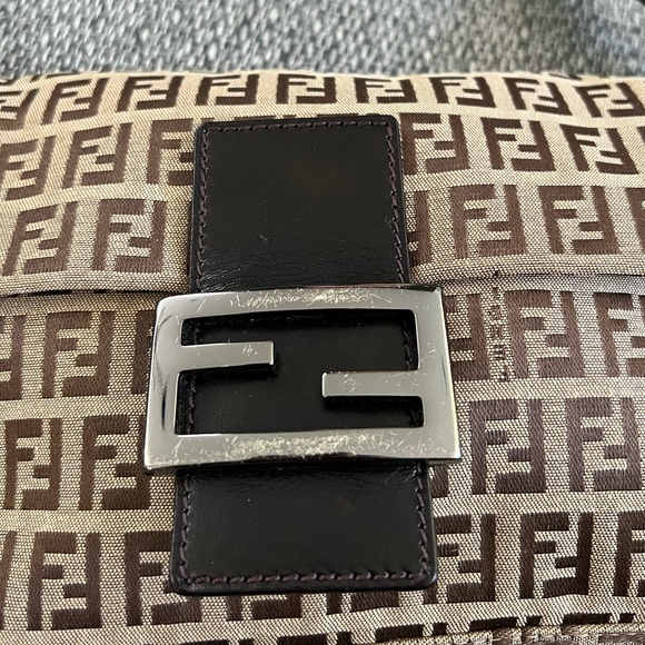 Fendi Zuccino baguette bag - Picture 3 of 4